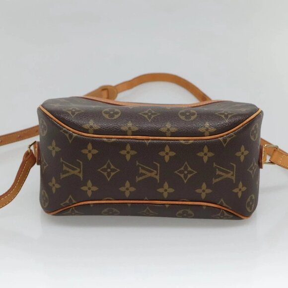 LOUIS VUITTON Monogram Blois Shoulder Bag - Picture 5 of 16
